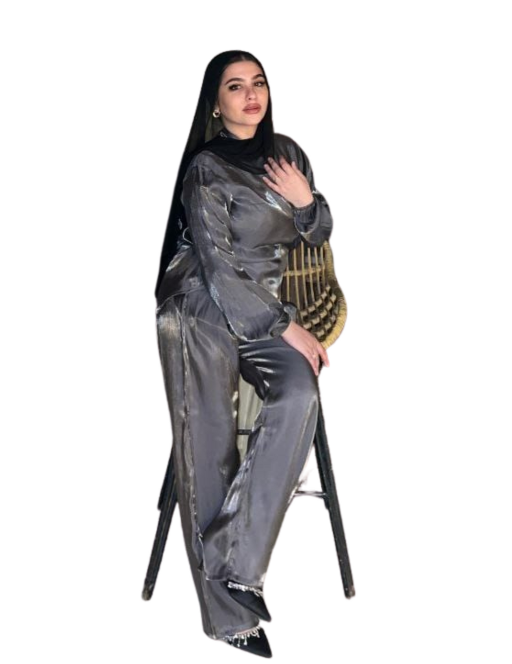 Elegant Aura Suit